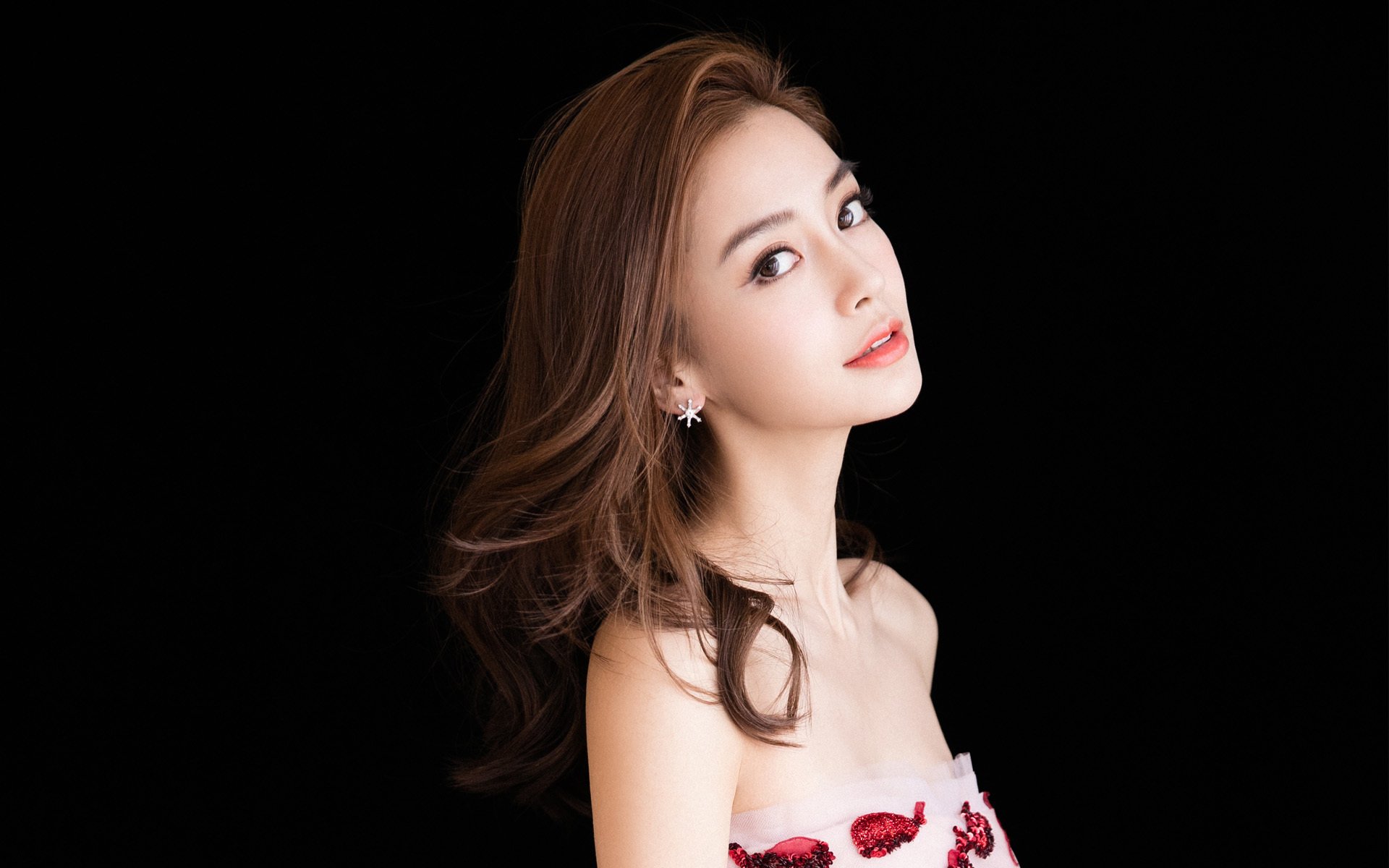 造梦之旅:年轻球员实现梦想的成长故事,造梦者官方网站