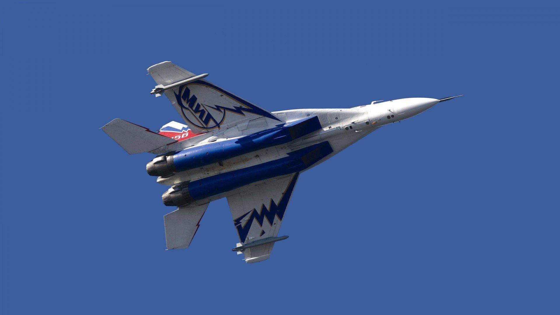 希腊女篮在欧洲锦标赛中展现顽强实力,向冠军全力冲锋,希腊男篮欧锦赛